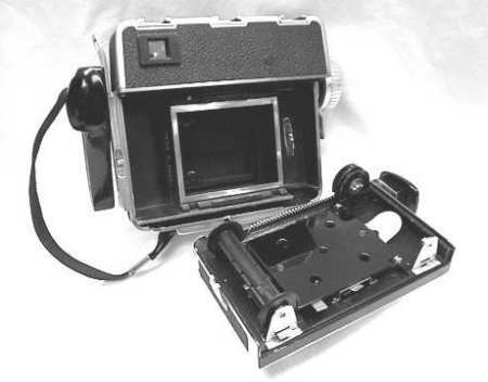 Opend Back View with Roll Holder of Koni-Omega Rapid / Konica Press